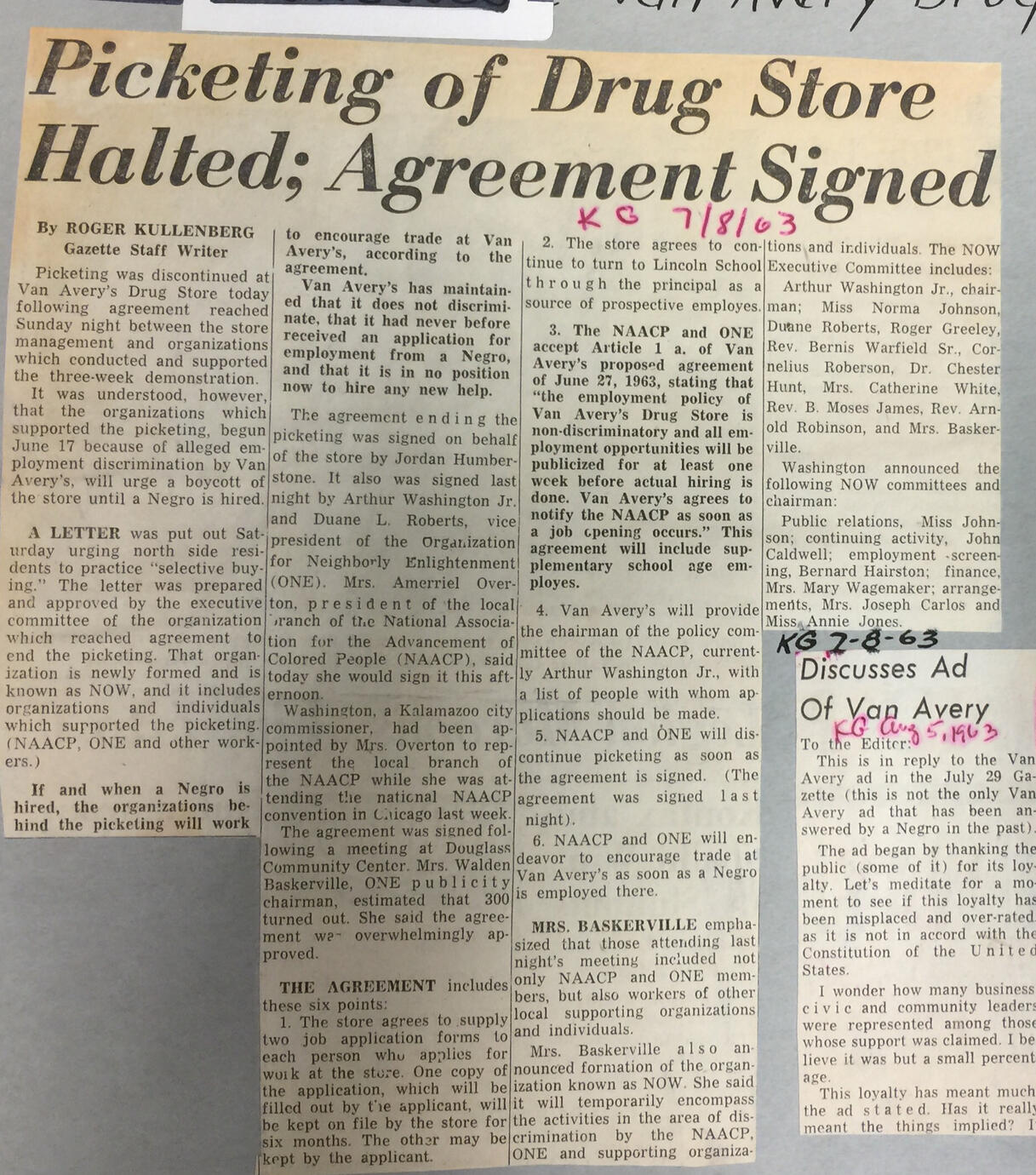 702 N Burdick Picket - 1963