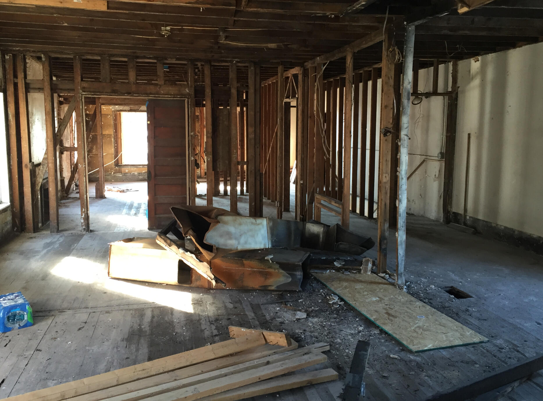 714 upstairs after some serious demo